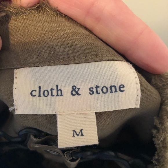 Cloth and Stone button up tunic size medium - Picture 4 of 7